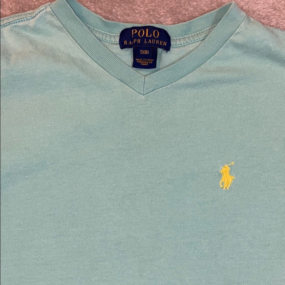 V-Neck t-shirt